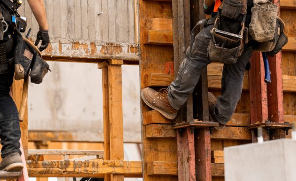 Men's Liberty 6 Boot (Soft Toe)  |  Leather Brown/Birch