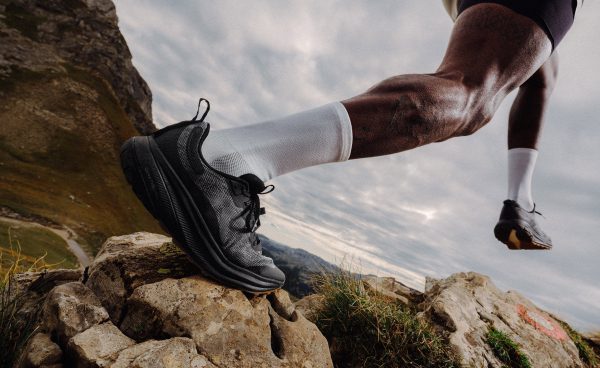 Men's Roam Trail Running Shoe  |  Star White/Vapor